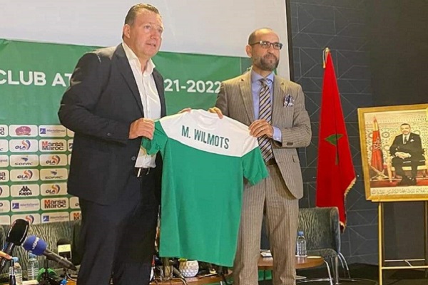 الرجاء ينفصل عن البلجيكي فيلموت بعد 100 يوم من توليه تدريب النسر الأخضر