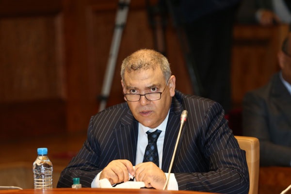 لفتيت يحث الولاة و العمال ورؤساء المجالس المنتخبة على مبدأ التشاركية و التواصل
