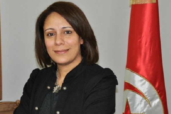 وتتصاعد اصوات شرفاء تونس منددة بالتصرف الارعن للرئيس الحاكم بأمره قيس سعيد
