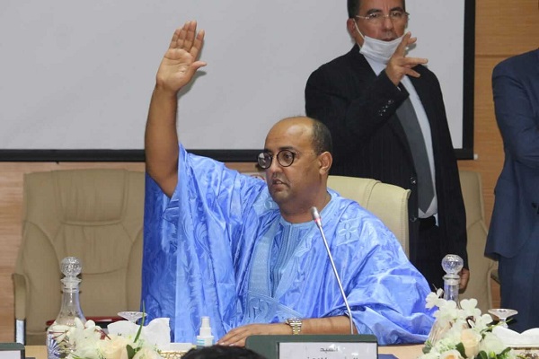 تجديد الثقة في سيدي حمدي ولد الرشيد من حزب الاستقلال لرئاسة مجلس جهة العيون - الساقية الحمراء