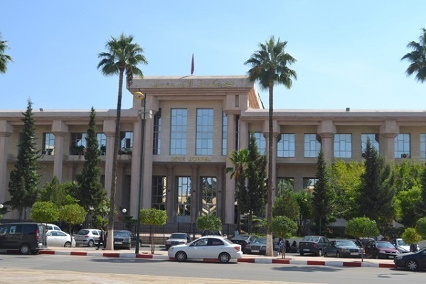 مكناس / فتح بحث بشأن شريط فيديو يتناول سلوكات غير قانونية لبعض المنتسبين لجهازي القضاء والدرك الملكي بالمدينة