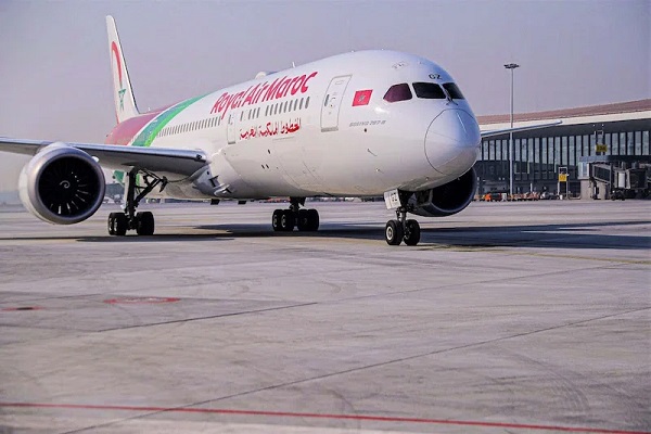 الرفع من عدد رحلات لارام نحو مطاري الداخلة والعيون لمواجهة الاقبال المتزايد من السياح على الأقاليم الجنوبية
