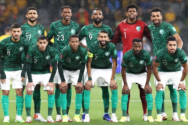منتخب السعودية يهزم الارجنتين ويحرمها من معادلة ايطاليا في عدد المباريات المتتالية بدون خسارة 