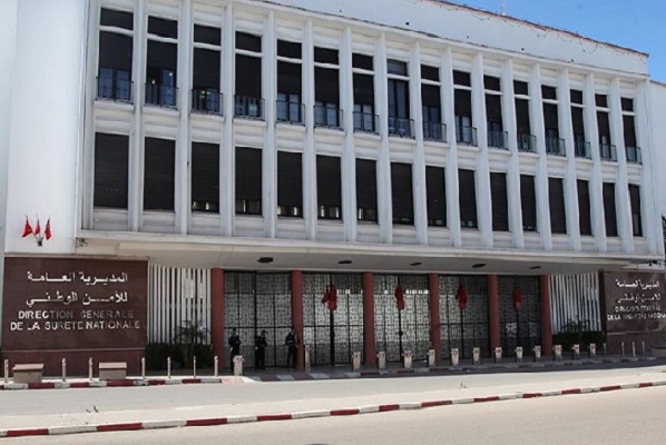 توقيف 10 أشخاص من بينهم مفتش شرطة للاشتباه في ارتباطهم بشبكة إجرامية متورطة في النصب والاحتيال والاحتجاز والسرقة