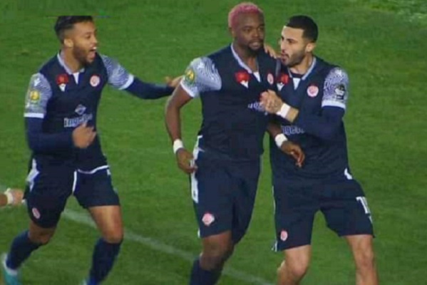 الوداد يفوز على مضيفه شباب بلوزداد ويضع رجلا في المربع الذهبي لأبطال افريقيا