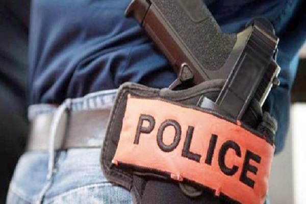 أولاد النمة: مفتش شرطة يضطر لاستعمال سلاحه بشكل تحذيري في تدخل أمني