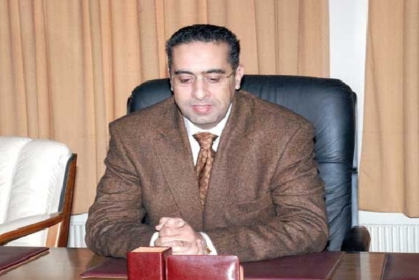 إعفاء أربعة مسؤولين امنيين من مناصبهم مع التوقيف المؤقت عن العمل وإحالتهم على أنظار المجلس التأديبي