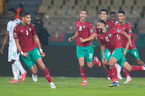 المنتخب الوطني المغربي  يفوز على جزر القمر ويتأهل لثمن نهائي الكان