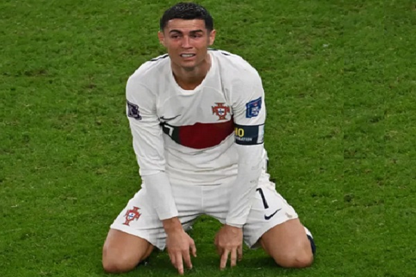 الدون رونالدو يغادر منافسات كأس العالم بدموع الحسرة بعد هزيمة البرتغال أمام المغرب