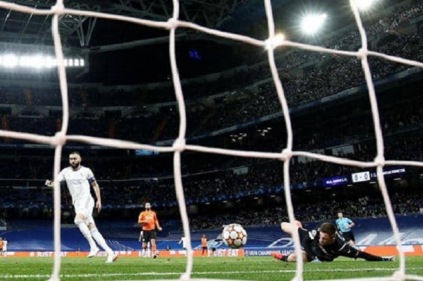 ريال مدريد الاسباني يحقق فوزا صعبا على ضيفه فريق شاختار دونيتسك الأوكراني