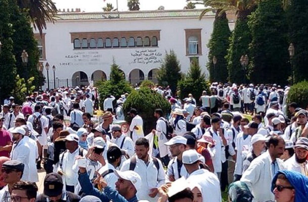 دكاترة التربية الوطنية يعلنون عن إضراب وطني ويهددون باعتصام مفتوح أمام مقر الوزارة 