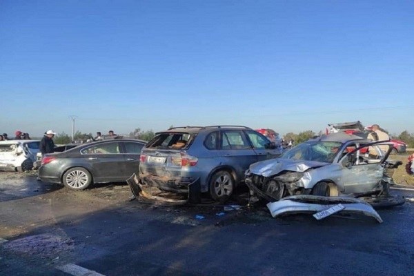 القنيطرة / حادث اصطدام 20 سيارة على الطريق السيار يخلف مصرع شخص وإصابة 37 آخرين 