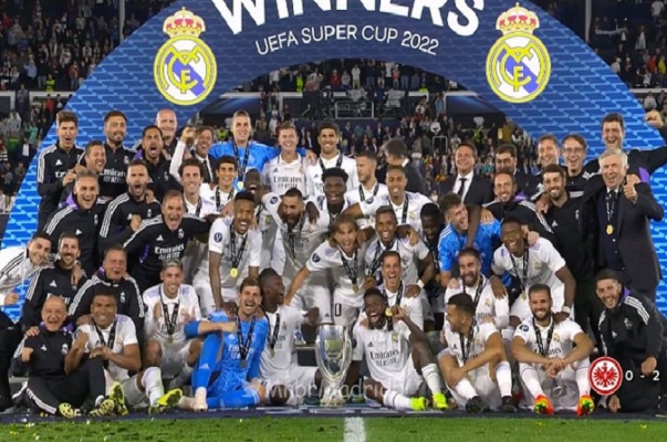 الريال يتوج بكأس السوبر الأوروبي للمرة الخامسة ليتساوى في عدد الالقاب مع برشلونة وميلان