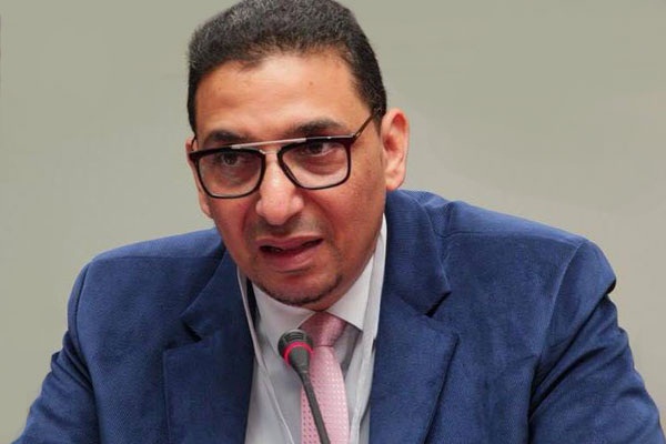 عبد الوهاب رفيقي ينضم الى المطالبين بإسقاط الفصل 409 من القانون الجنائي الذي يجرم العلاقات الرضائية الجنسية