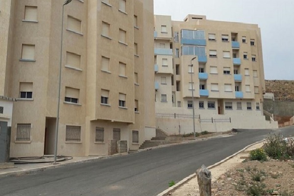 الحسيمة: اتهام مسؤول بدعم مشاريع السكن الاقتصادي خدمة للمنعشين العقاريين قبل رحيله