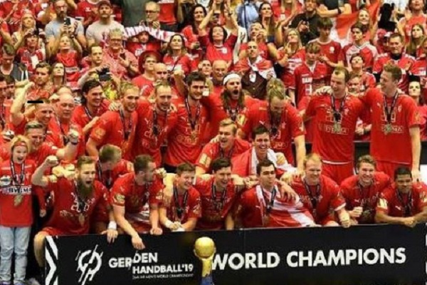 المنتخب الدنماركي لكرة اليد يتوج باللقب العالمي للمرة الثانية في تاريخه