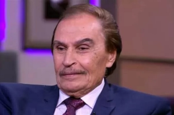 الفنان المصري عزت العلايلي  في ذمة الله