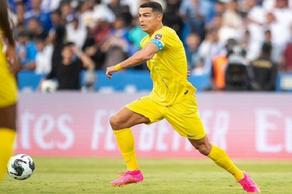 النصر السعودي يتوج بكأس الملك سلمان للأندية العربية البطلة لأول مرة في تاريخه