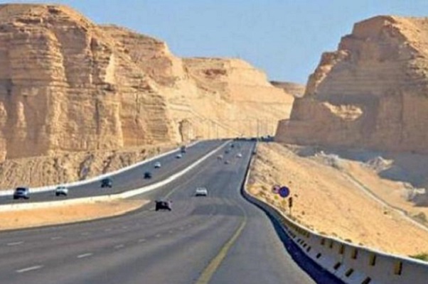 طانطان / تقدم الأشغال بالجزء المتعلق بالإقليم من مشروع الطريق السريع تزنيت – الداخلة بلغت 31 في المائة 