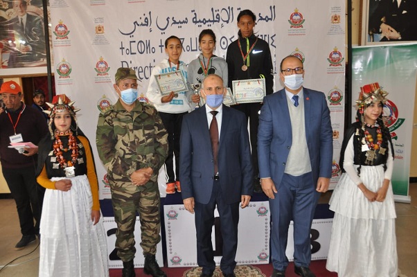 سيدي ايفني / اختتام منافسات البطولة الجهوية المدرسية للعدو الريفي لجهة كلميم واد نون