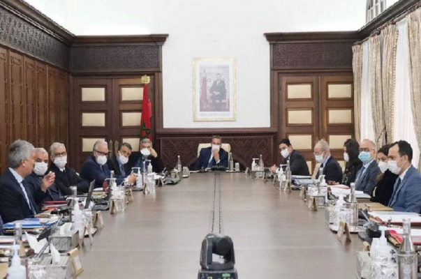 حكومة اخنوش تصادق على مشروع مرسوم لدعم المتضررين من تداعيات كورونا