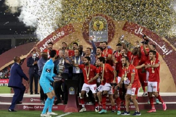 الرجاء يفرط في التتويج بكأس السوبر الإفريقي في اخر انفاس اللقاء ضد الاهلي