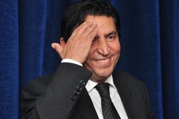 وفاة الشاعر والصحفي كريم العراقي سيد الأوبريت الغنائي والقصائد العاطفية ومبدع أغاني كاظم الساهر