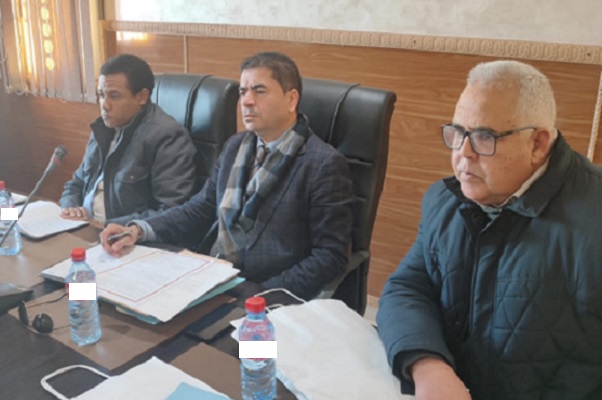 إقليم تاونات/ المصادقة بالإجماع على نقط جدول أعمال الدورة العادية لشهر فبراير للمجلس الجماعي لمولاي عبد الكريم