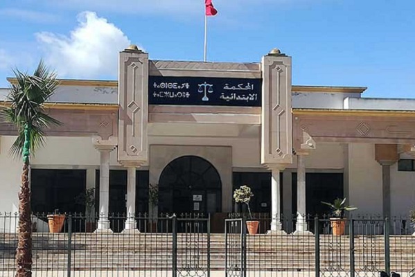 ابتدائية بن سليمان تقضي بعشر سنوات سجنا نافذا في حق المتهمين في قضية الطفل القاصر الذي أُجبر على تناول مادة يُشتبه في كونها كحولية 