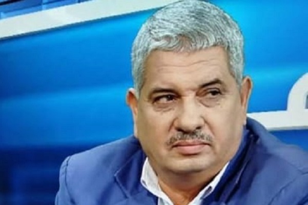  نعيب لاعبينا والعيب فينا... وما للاعبينا عيب سوانا